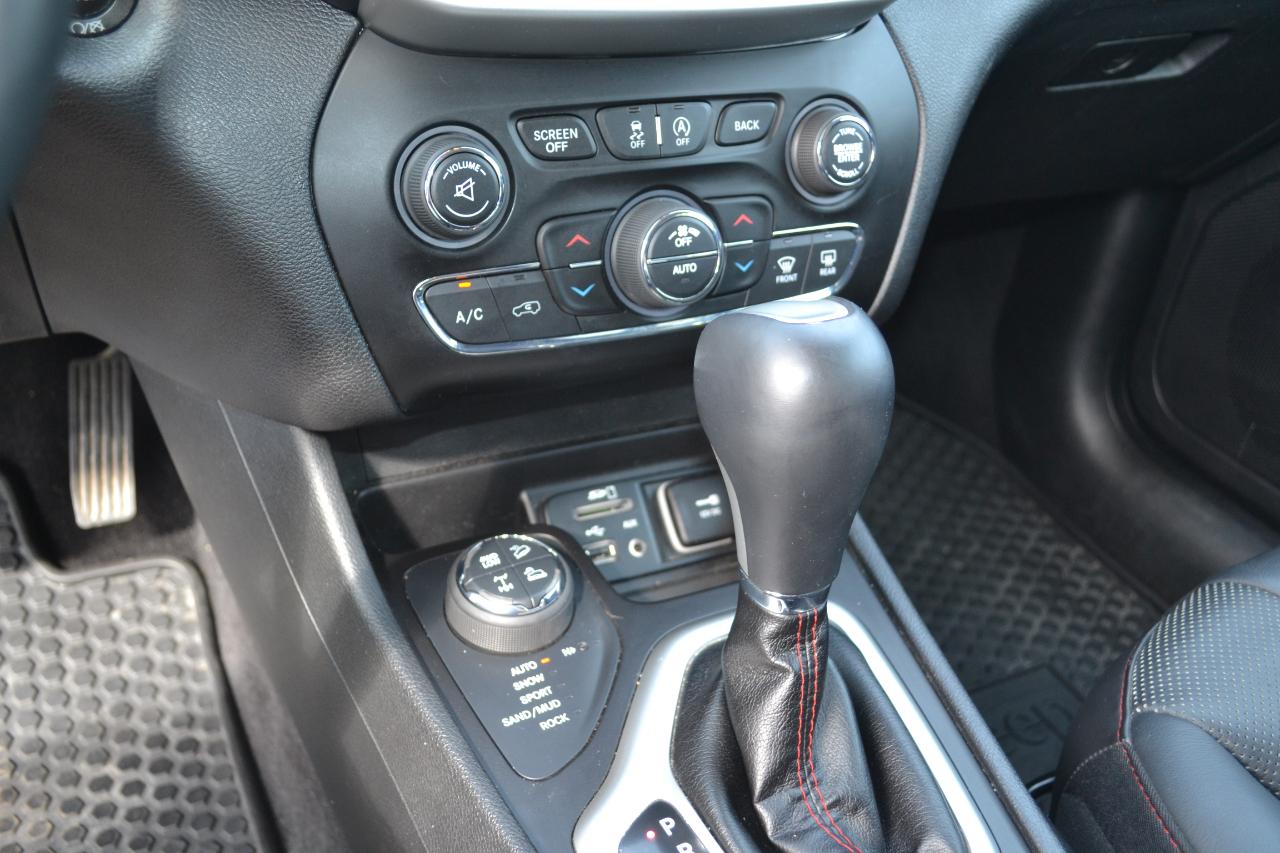 Jeep Cherokee Trailhawk 4WD 2018