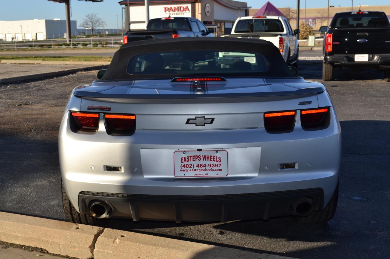 Chevrolet Camaro Convertible 2SS 2012