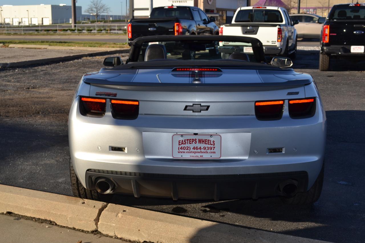 Chevrolet Camaro Convertible 2SS 2012