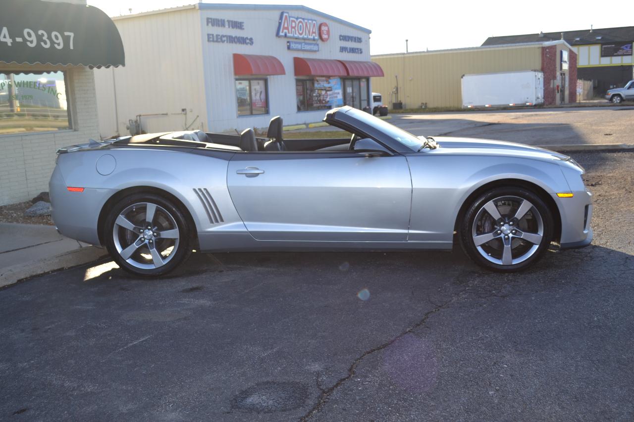 Chevrolet Camaro Convertible 2SS 2012