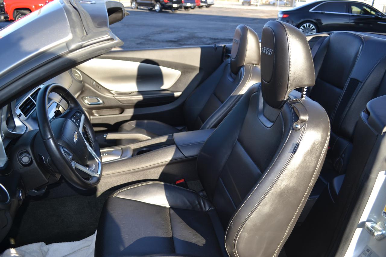 Chevrolet Camaro Convertible 2SS 2012