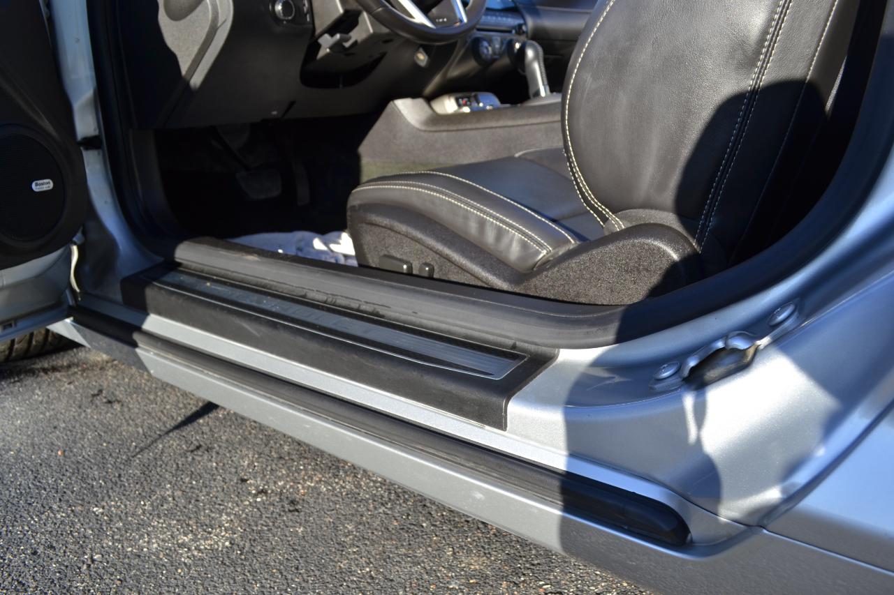 Chevrolet Camaro Convertible 2SS 2012