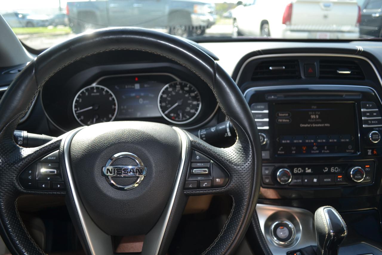 Nissan Maxima Platinum 2021
