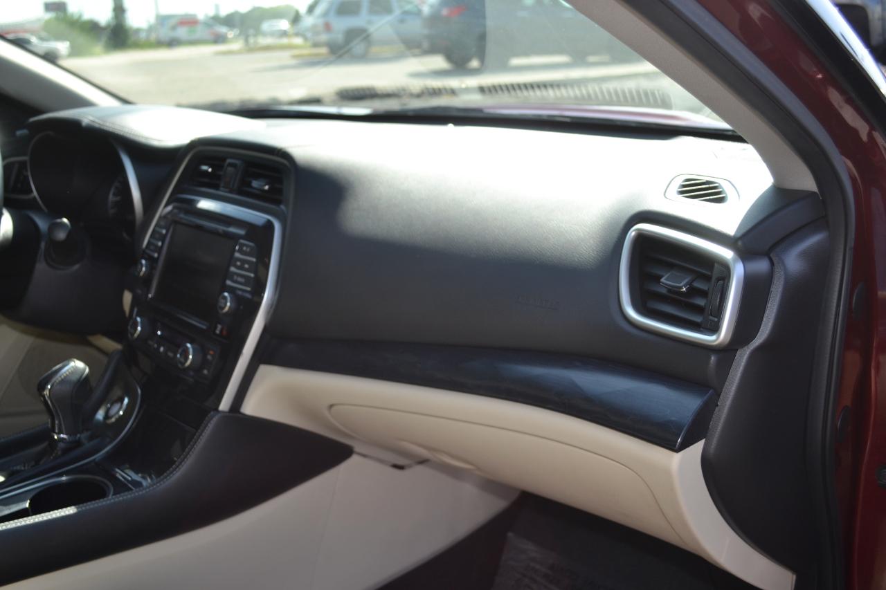 Nissan Maxima Platinum 2021