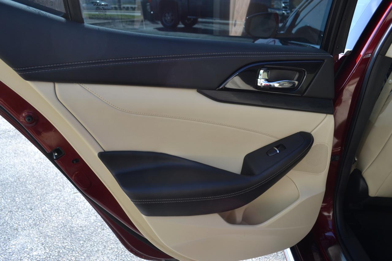 Nissan Maxima Platinum 2021