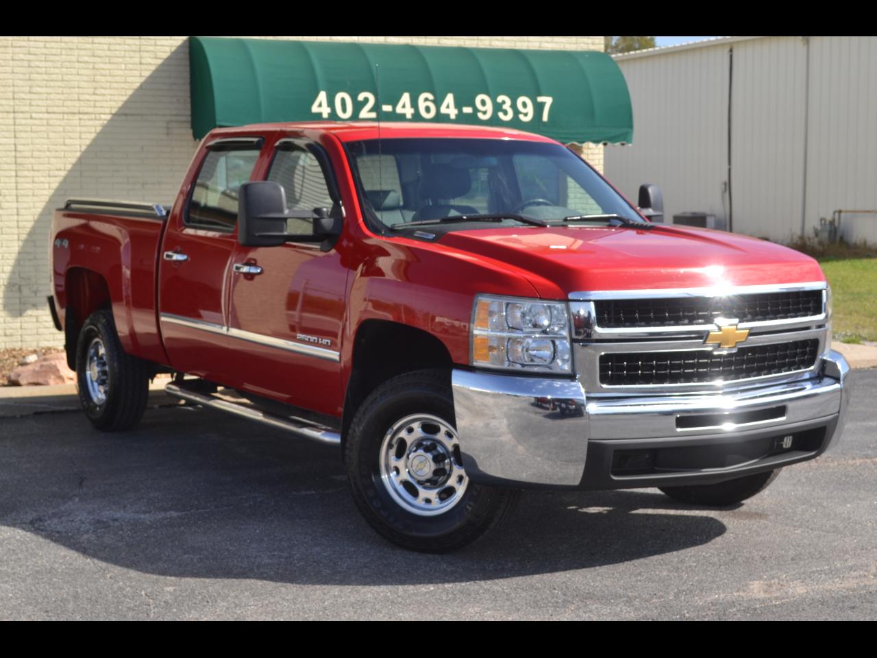 Chevrolet Silverado 2500HD Work Truck Crew Cab 4WD 2010