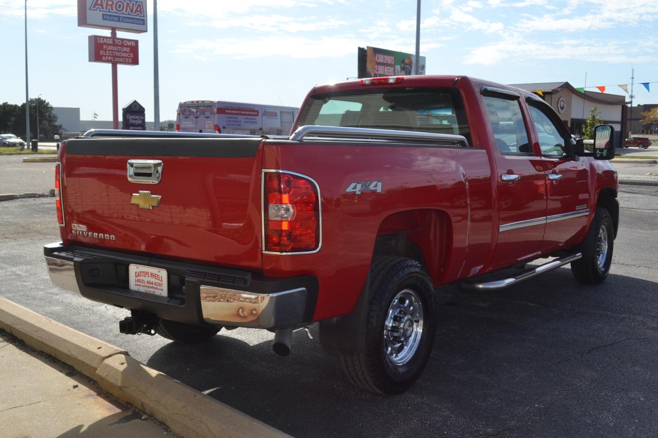 Chevrolet Silverado 2500HD Work Truck Crew Cab 4WD 2010