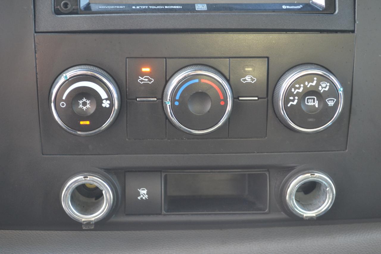 Chevrolet Silverado 2500HD Work Truck Crew Cab 4WD 2010