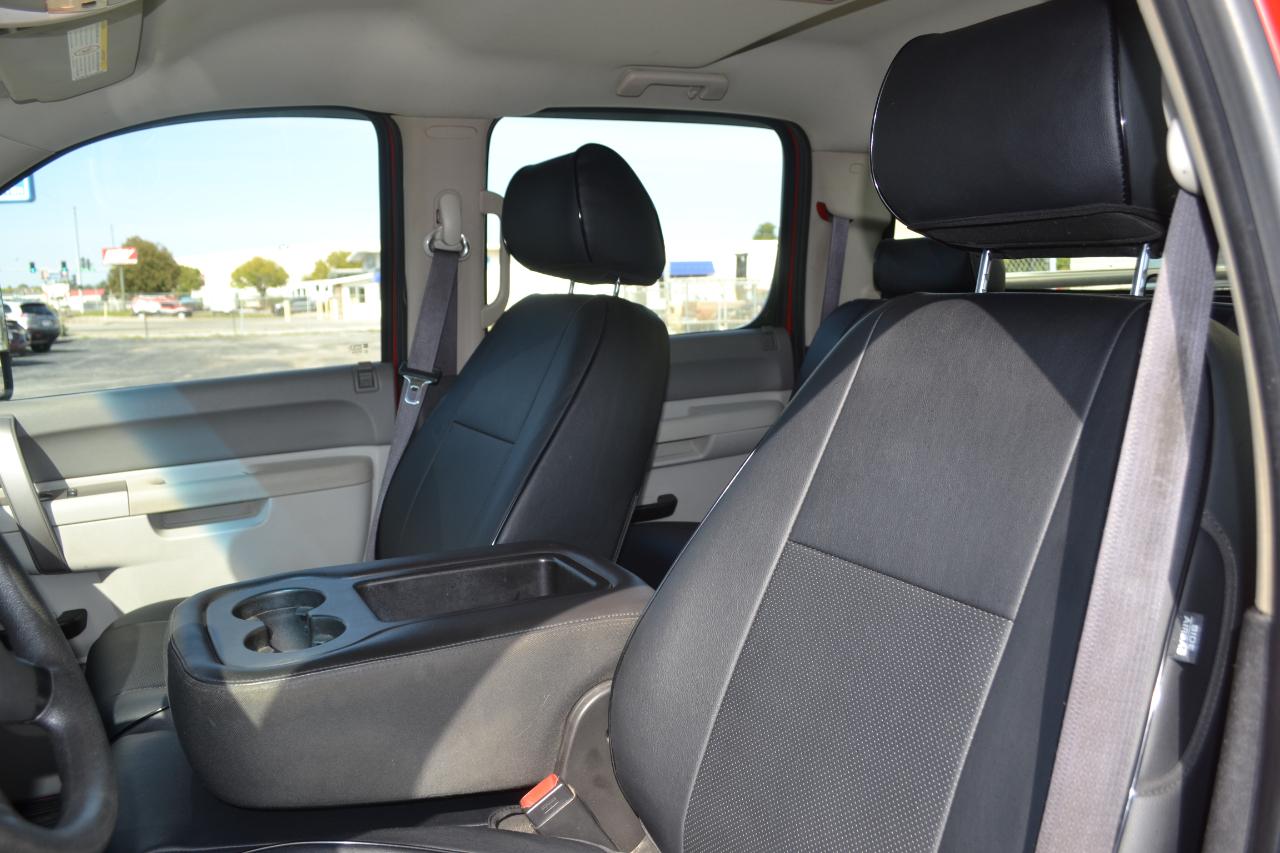 Chevrolet Silverado 2500HD Work Truck Crew Cab 4WD 2010