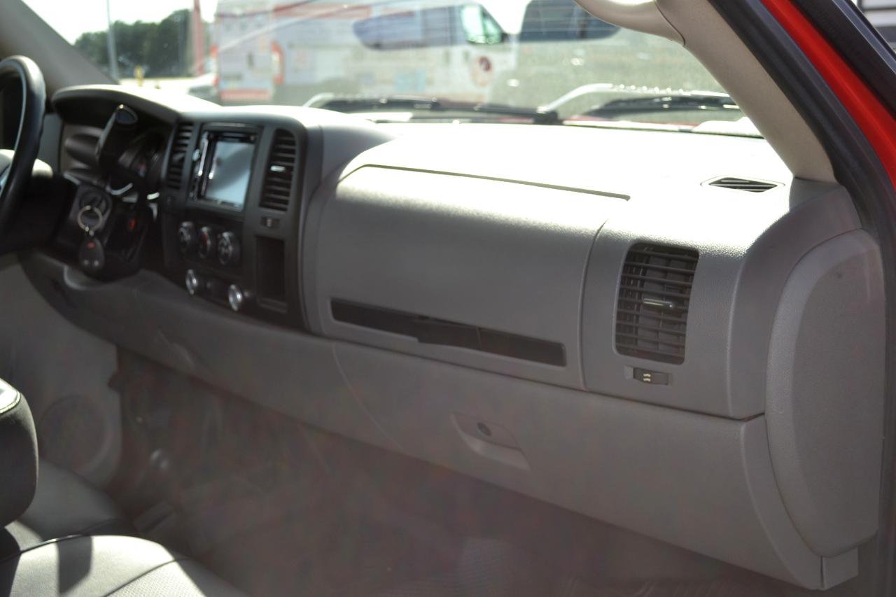 Chevrolet Silverado 2500HD Work Truck Crew Cab 4WD 2010