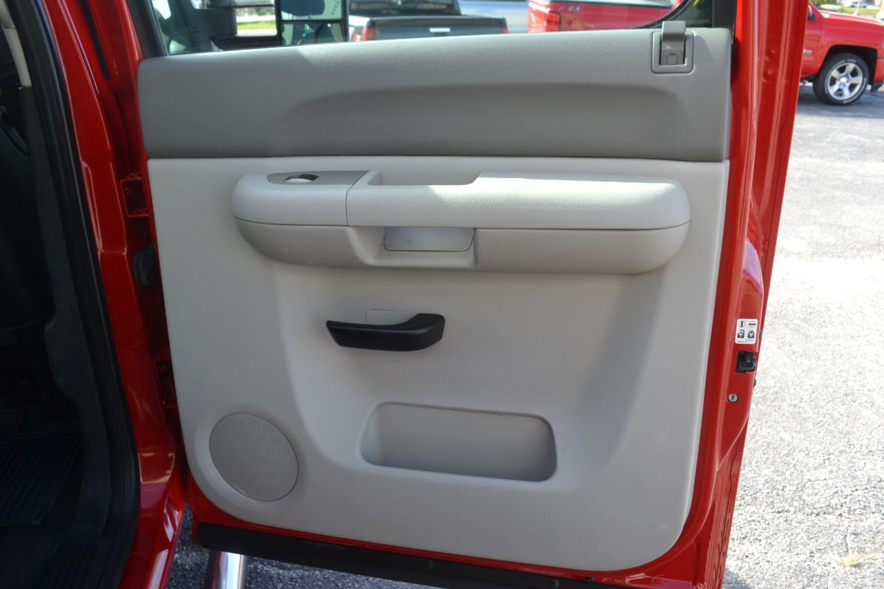 Chevrolet Silverado 2500HD Work Truck Crew Cab 4WD 2010