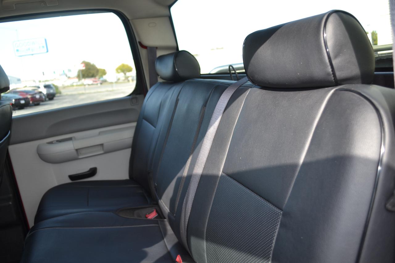 Chevrolet Silverado 2500HD Work Truck Crew Cab 4WD 2010