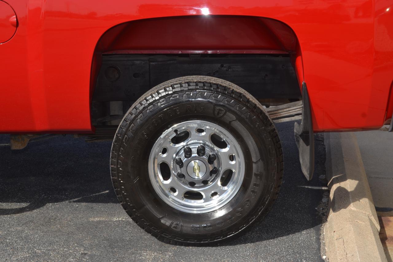 Chevrolet Silverado 2500HD Work Truck Crew Cab 4WD 2010