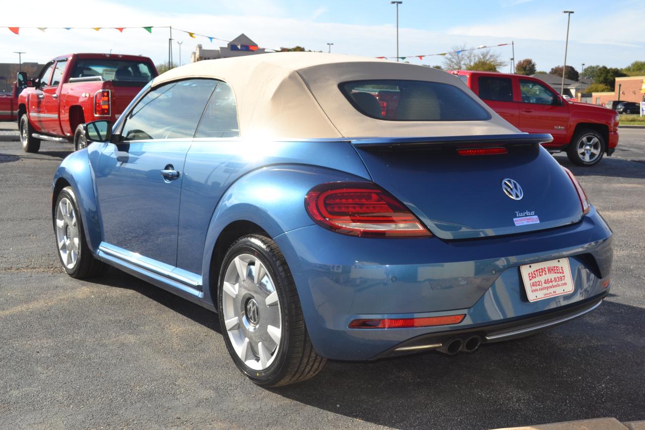 Volkswagen Beetle 2.0T SE Convertible 2018