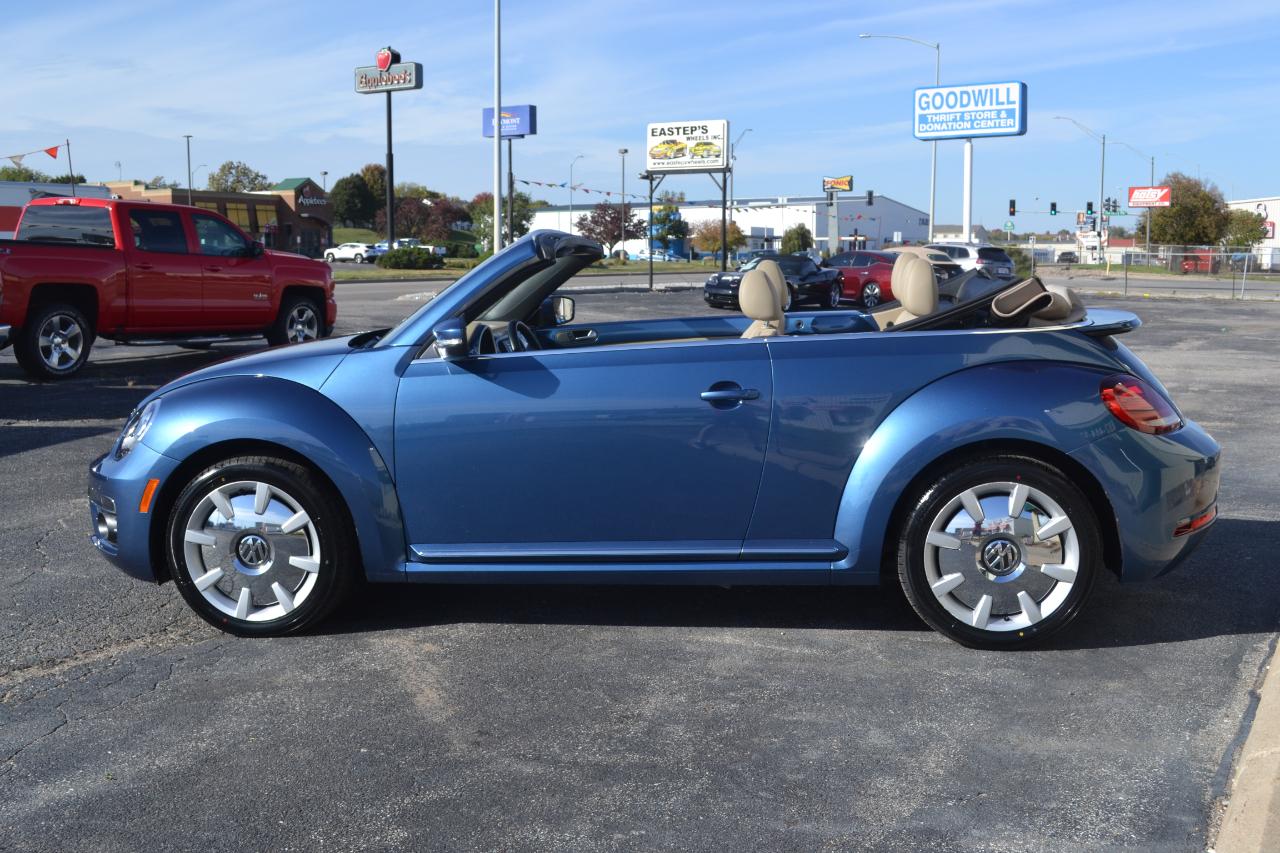 Volkswagen Beetle 2.0T SE Convertible 2018