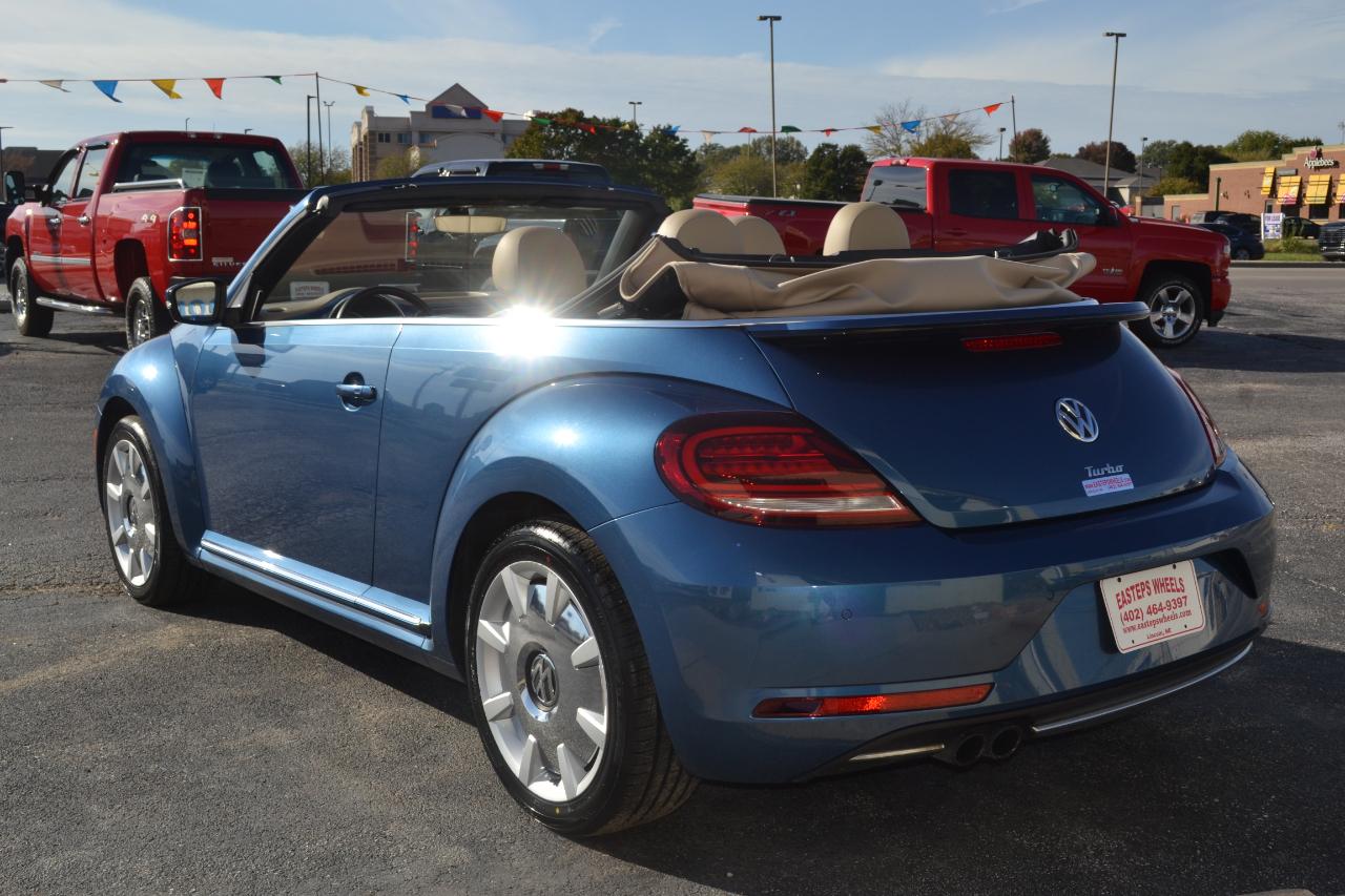 Volkswagen Beetle 2.0T SE Convertible 2018