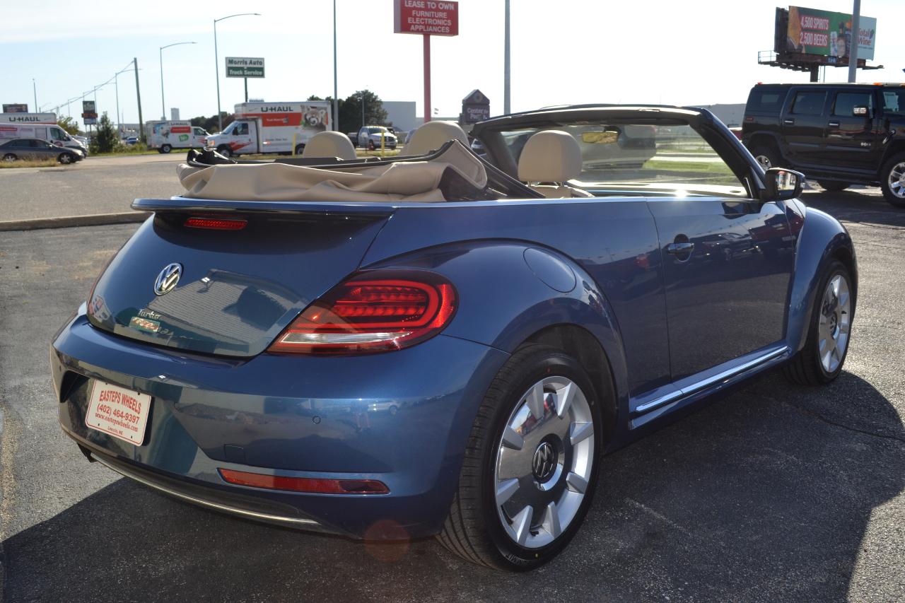 Volkswagen Beetle 2.0T SE Convertible 2018