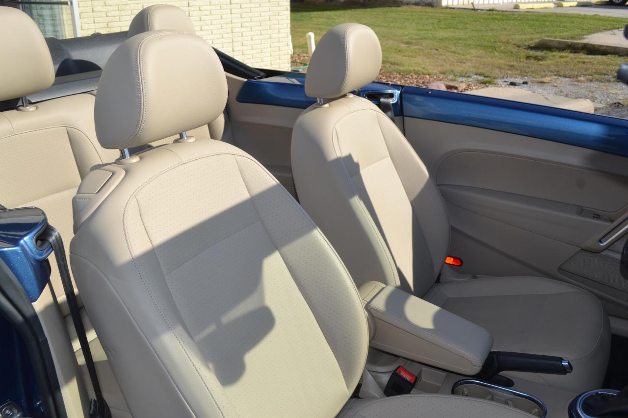 Volkswagen Beetle 2.0T SE Convertible 2018