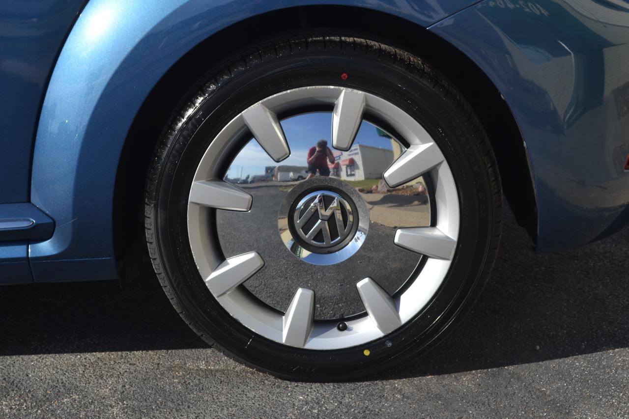 Volkswagen Beetle 2.0T SE Convertible 2018
