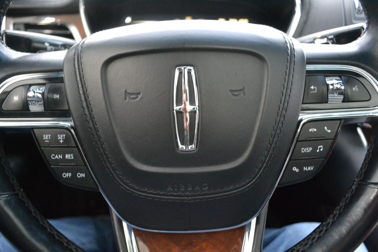 Lincoln Continental Reserve AWD 2017