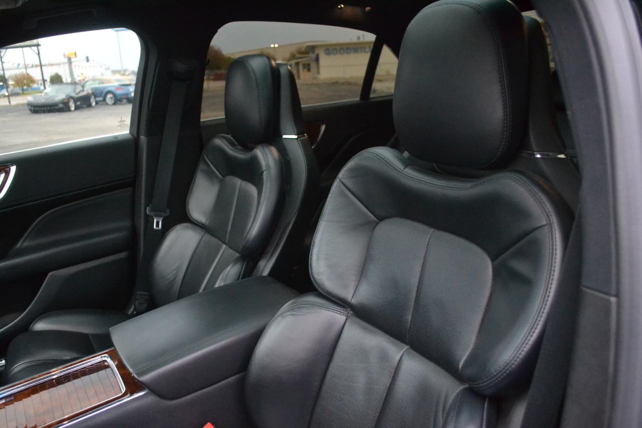 Lincoln Continental Reserve AWD 2017