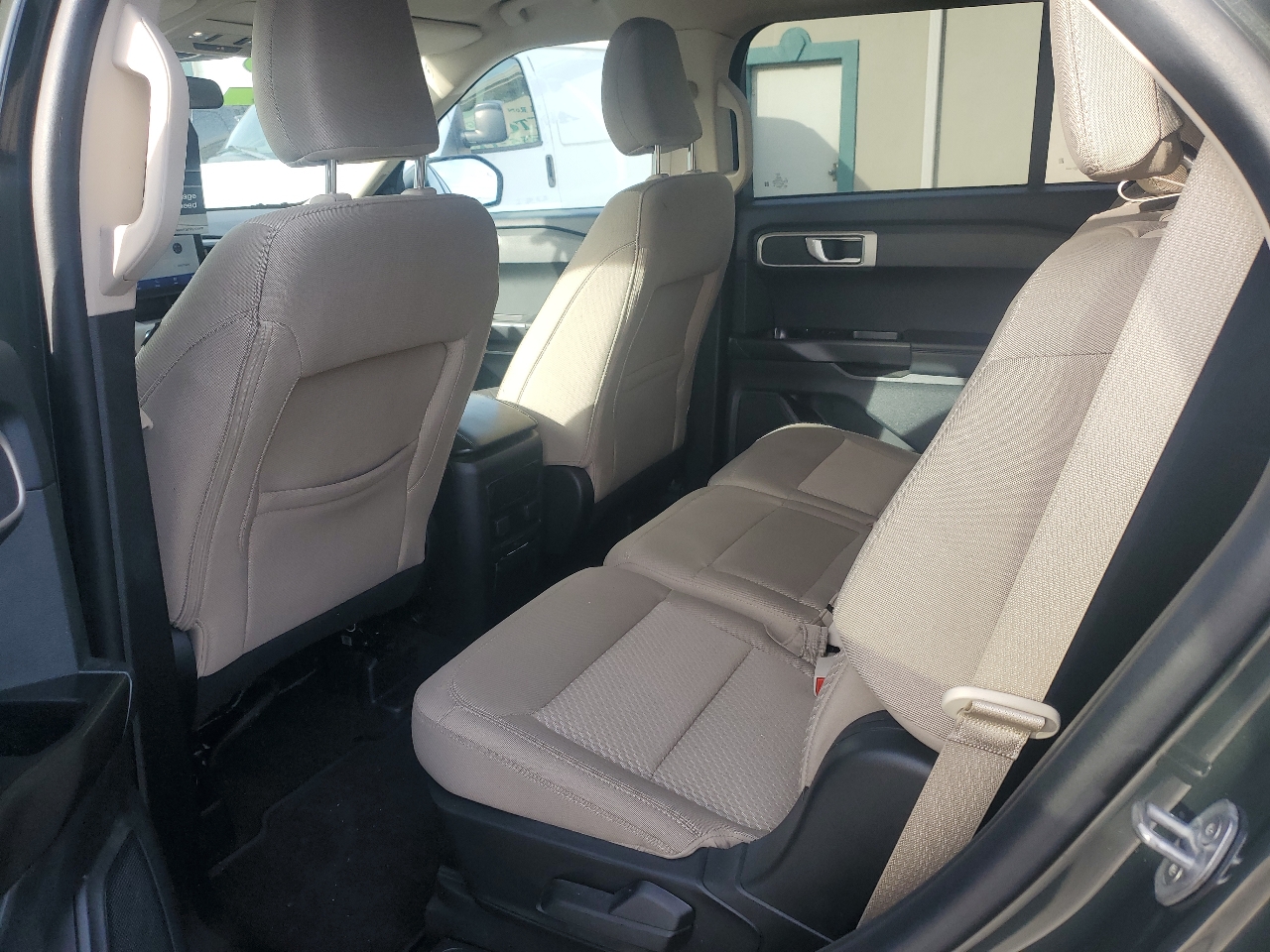 Ford Explorer Base AWD 2023