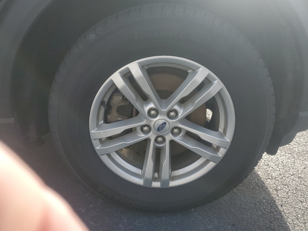 Ford Explorer Base AWD 2023