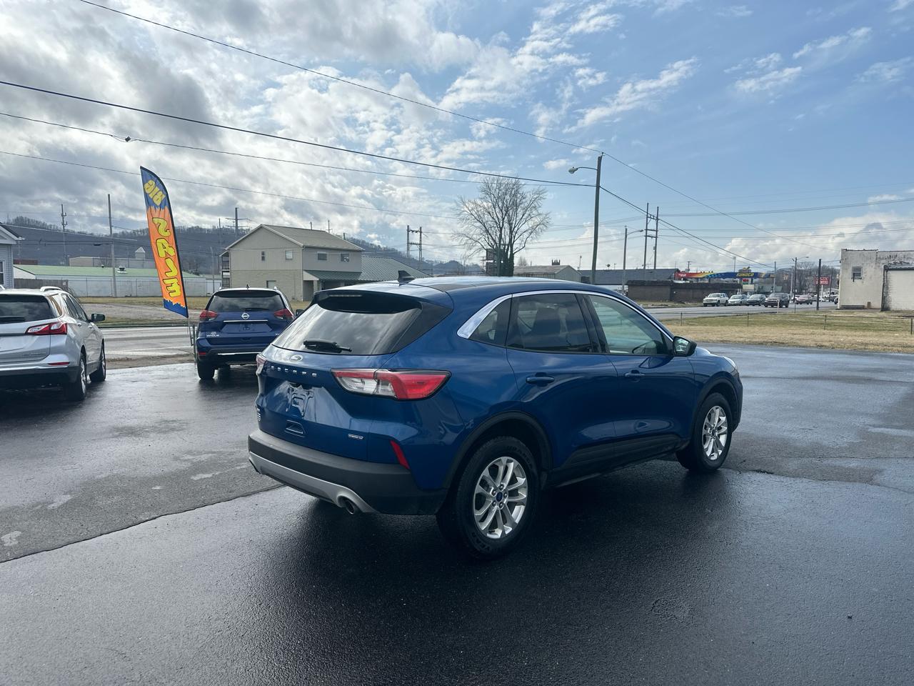 Ford Escape Hybrid SE AWD 2022