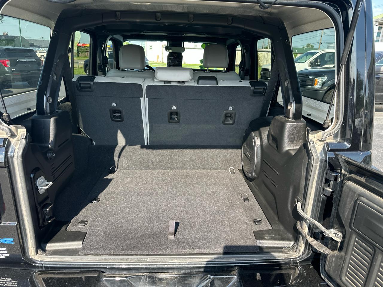 Jeep Wrangler 4xe Unlimited Sahara 2021