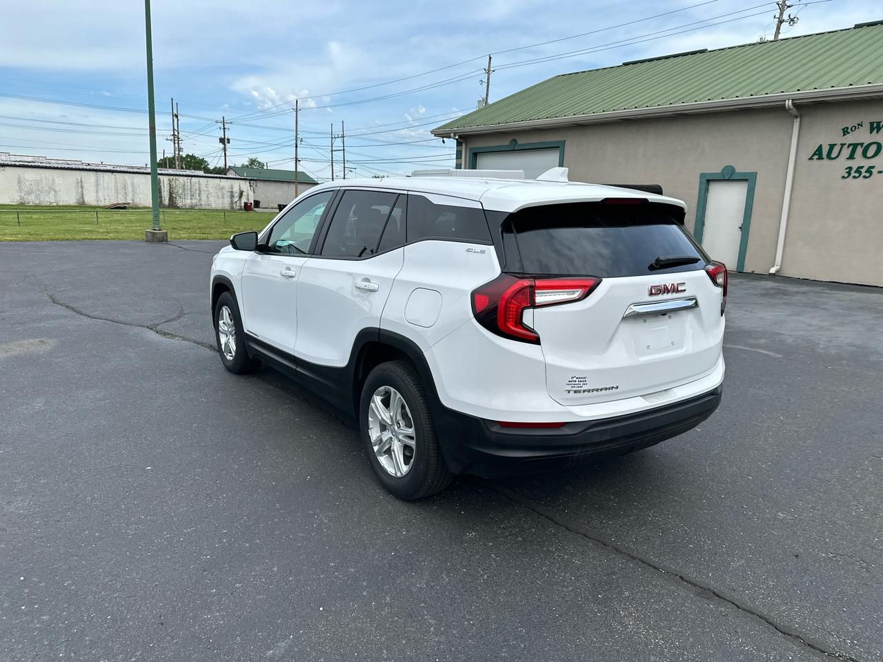 GMC Terrain SLE 2023