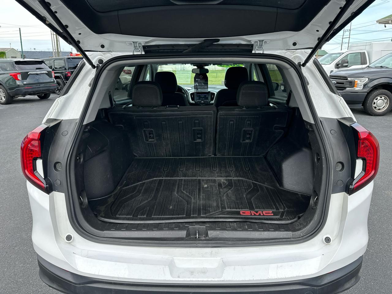 GMC Terrain SLE 2023