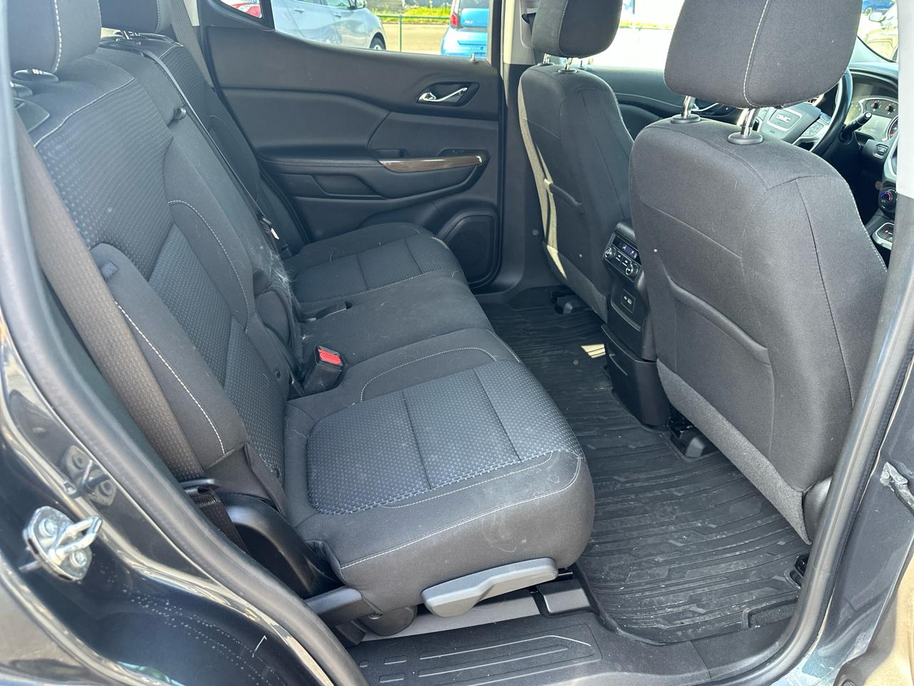 GMC Acadia SLE AWD 2020