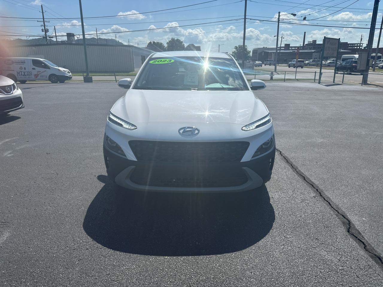 Hyundai Kona SE 2023