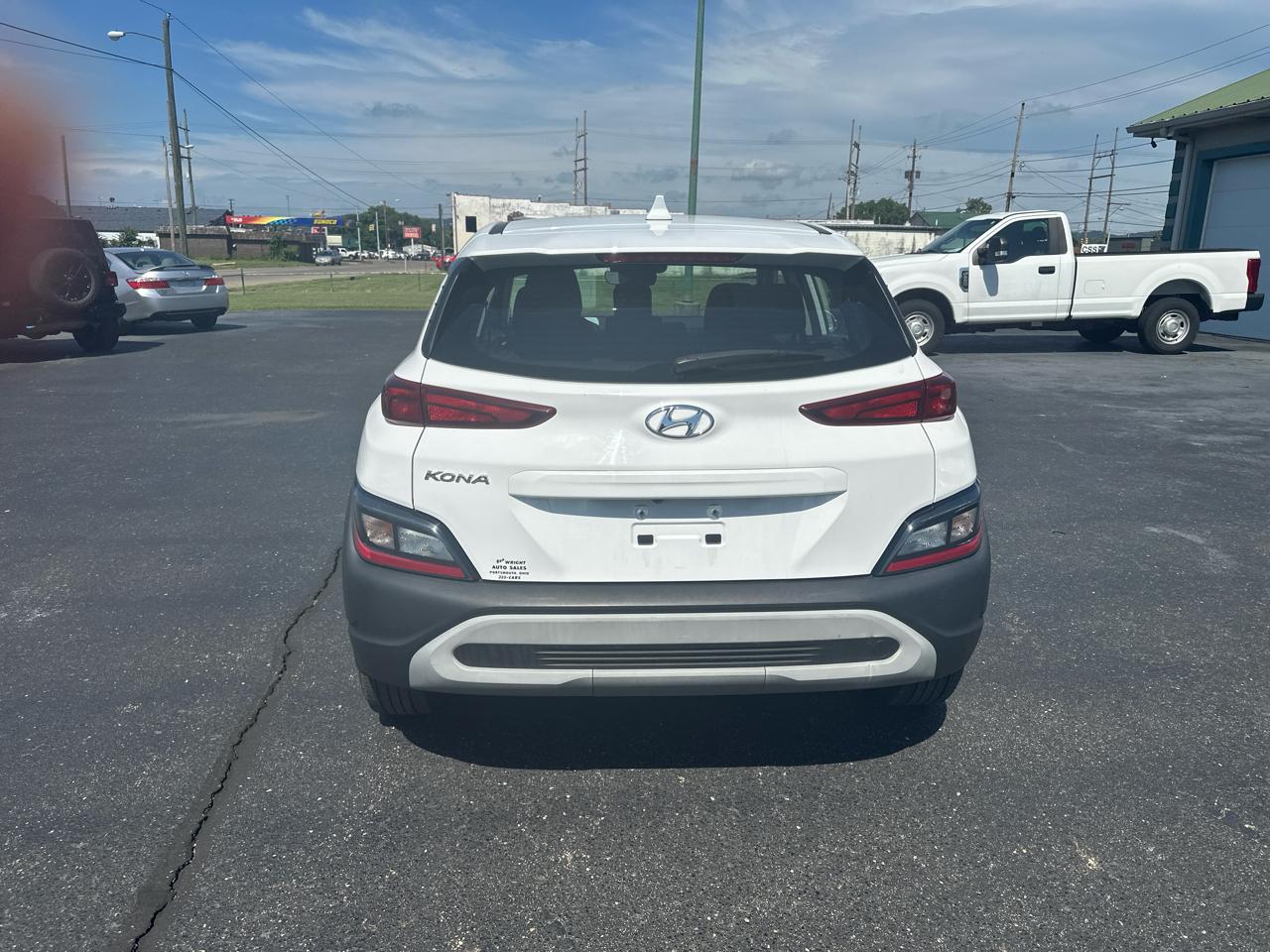Hyundai Kona SE 2023