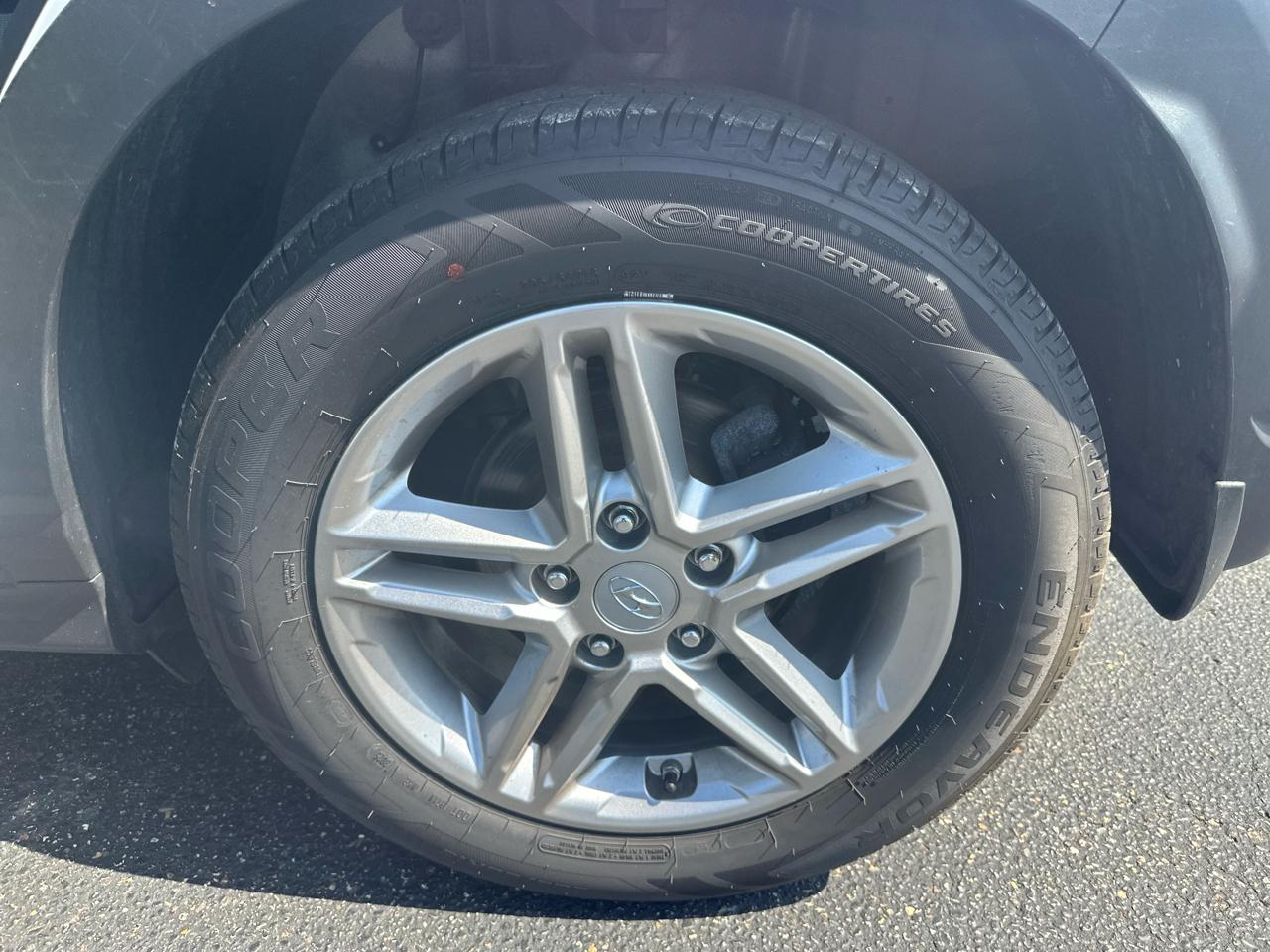 Hyundai Kona SE 2023