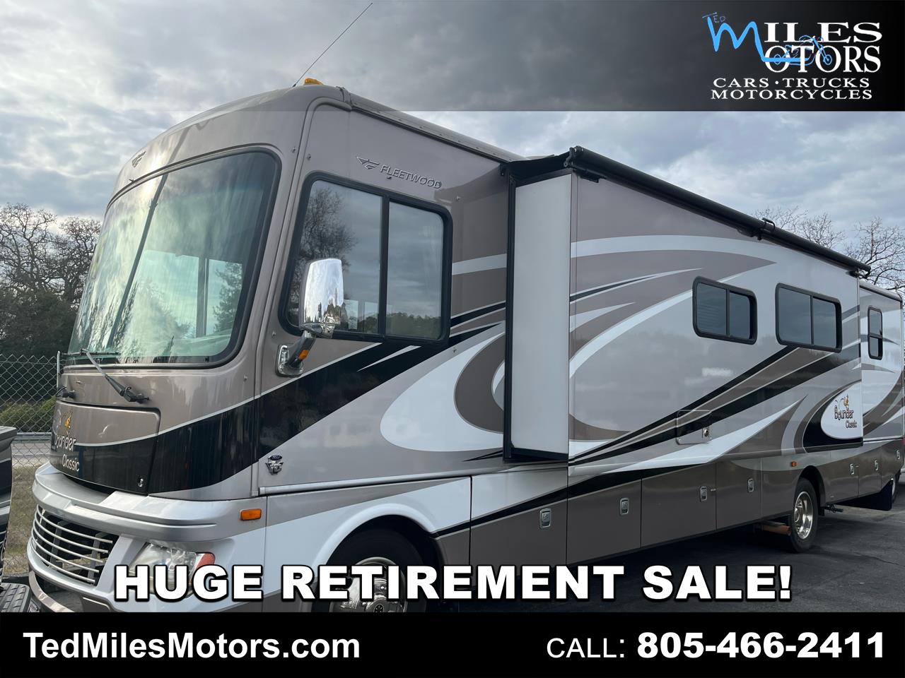 2013 Fleetwood Bounder M-34M
