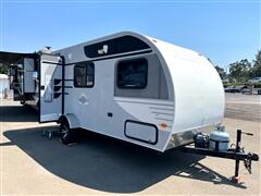 2016 Winnebago Winnie Drop 