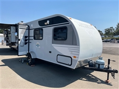 2016 Winnebago Winnie Drop 