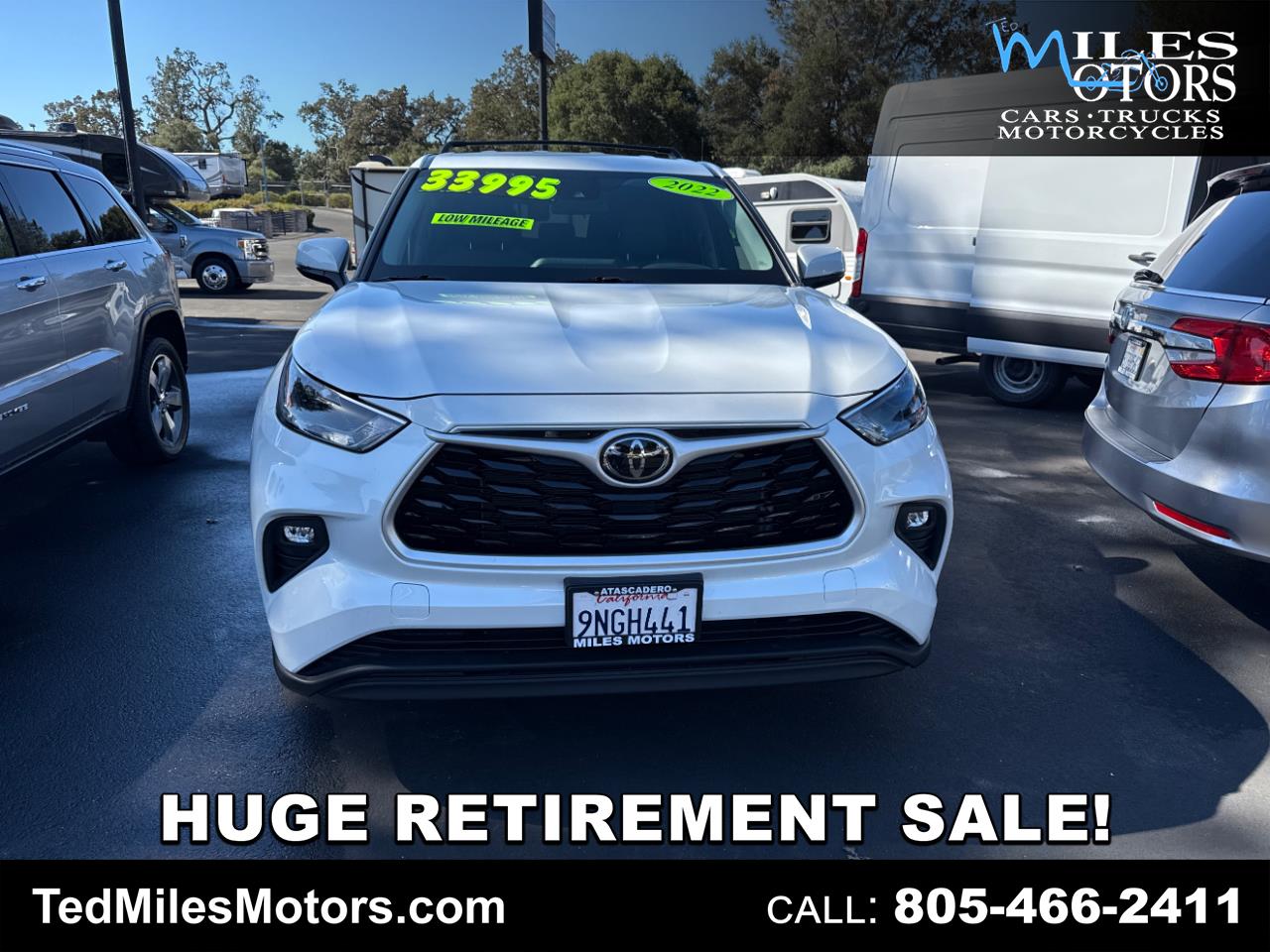 2022 Toyota Highlander LE FWD (Natl)