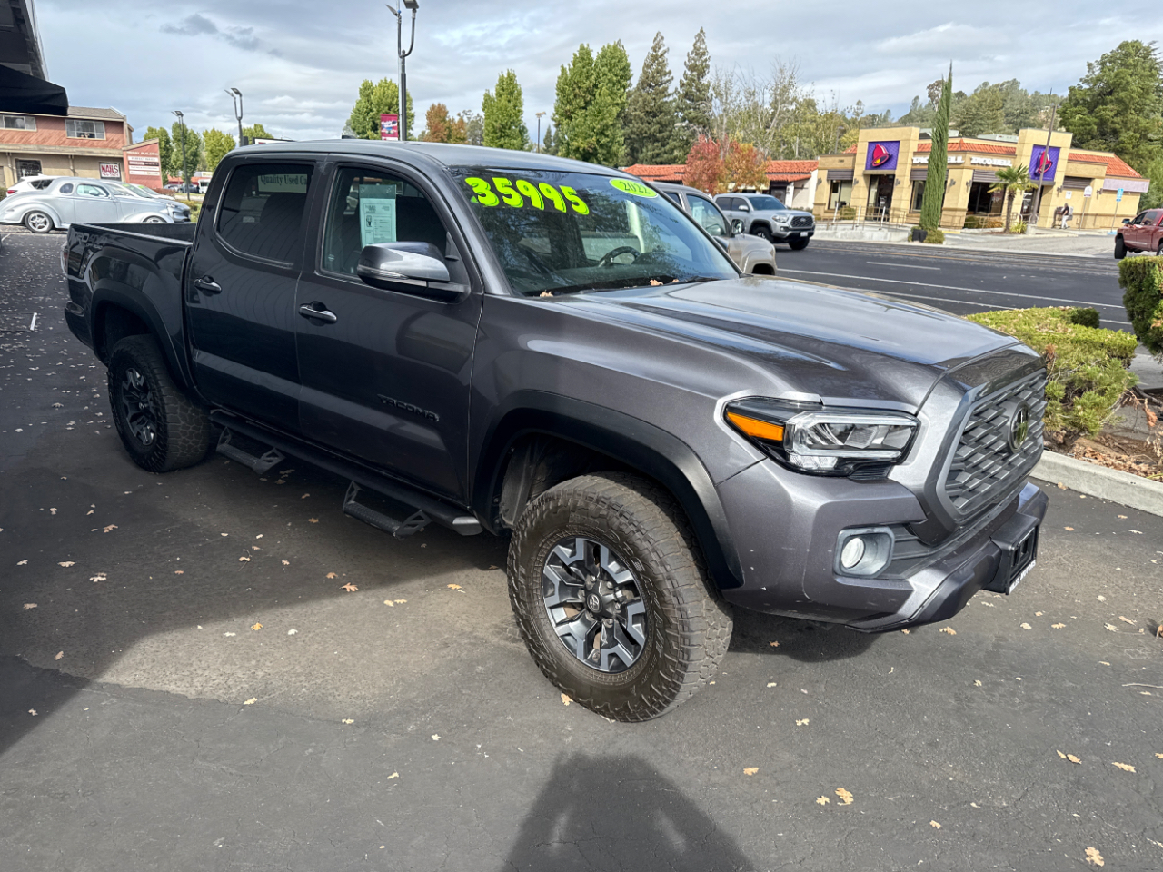 2022 Toyota Tacoma 4x4 TRD Double Cab V6 photo 2