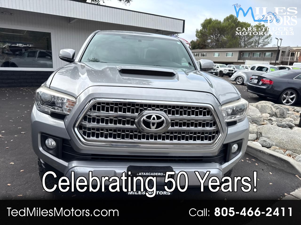 2017 Toyota Tacoma TRD Off Road Double Cab 6' Bed V6 4x4 AT (Natl)