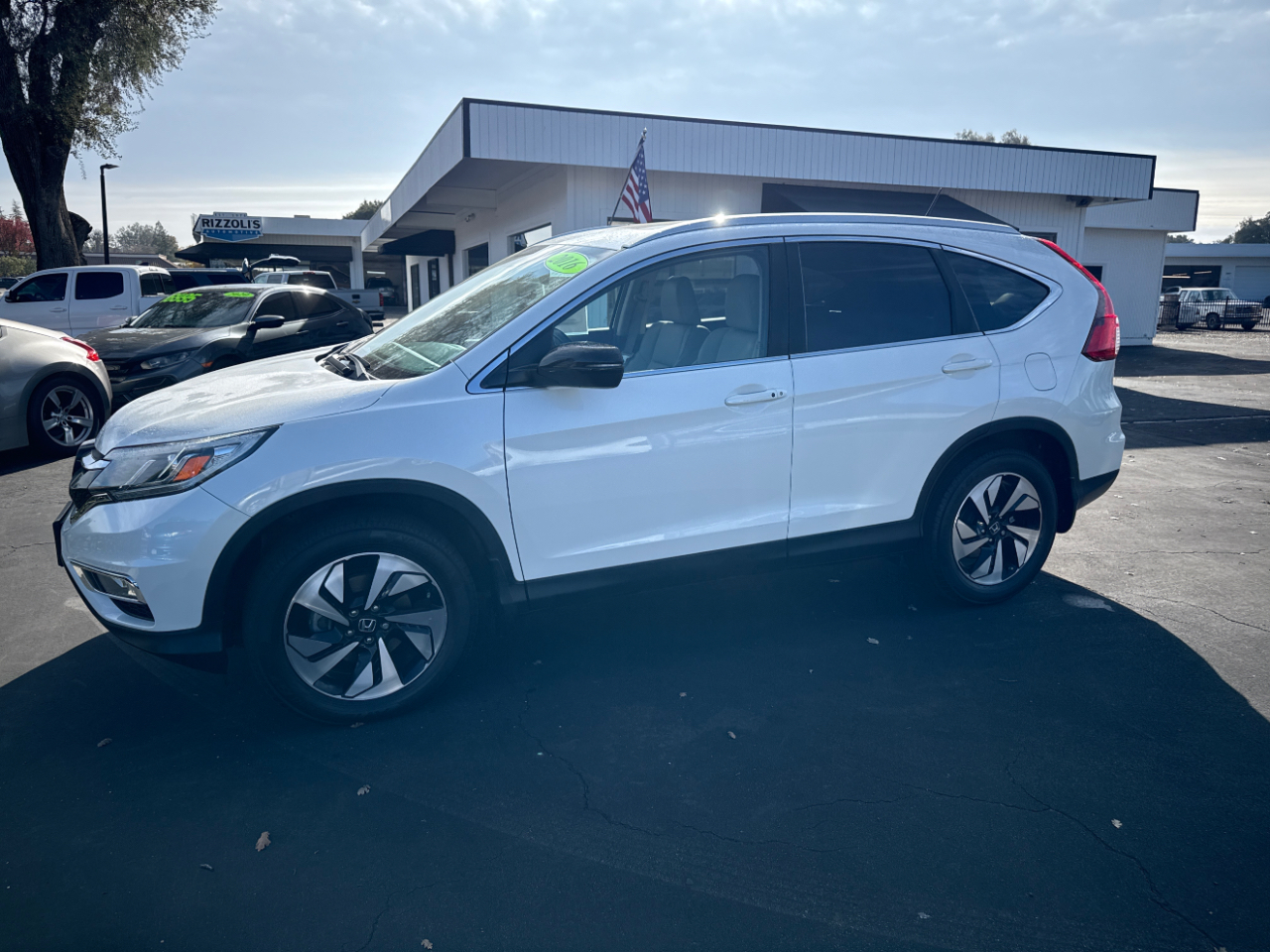2016 Honda CR-V Touring photo 3