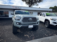 2023 Toyota Tacoma 4WD 