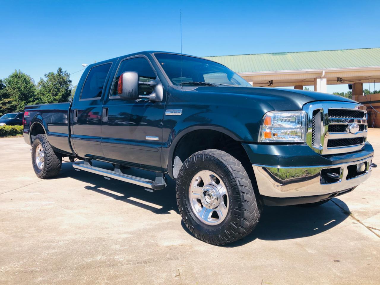 Used 2006 Ford Super Duty F250 4WD Crew Cab 172" Lariat for Sale in Griffin GA 30224 Bills Cars