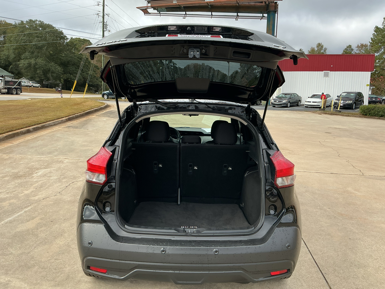 Nissan Kicks SV FWD 2020