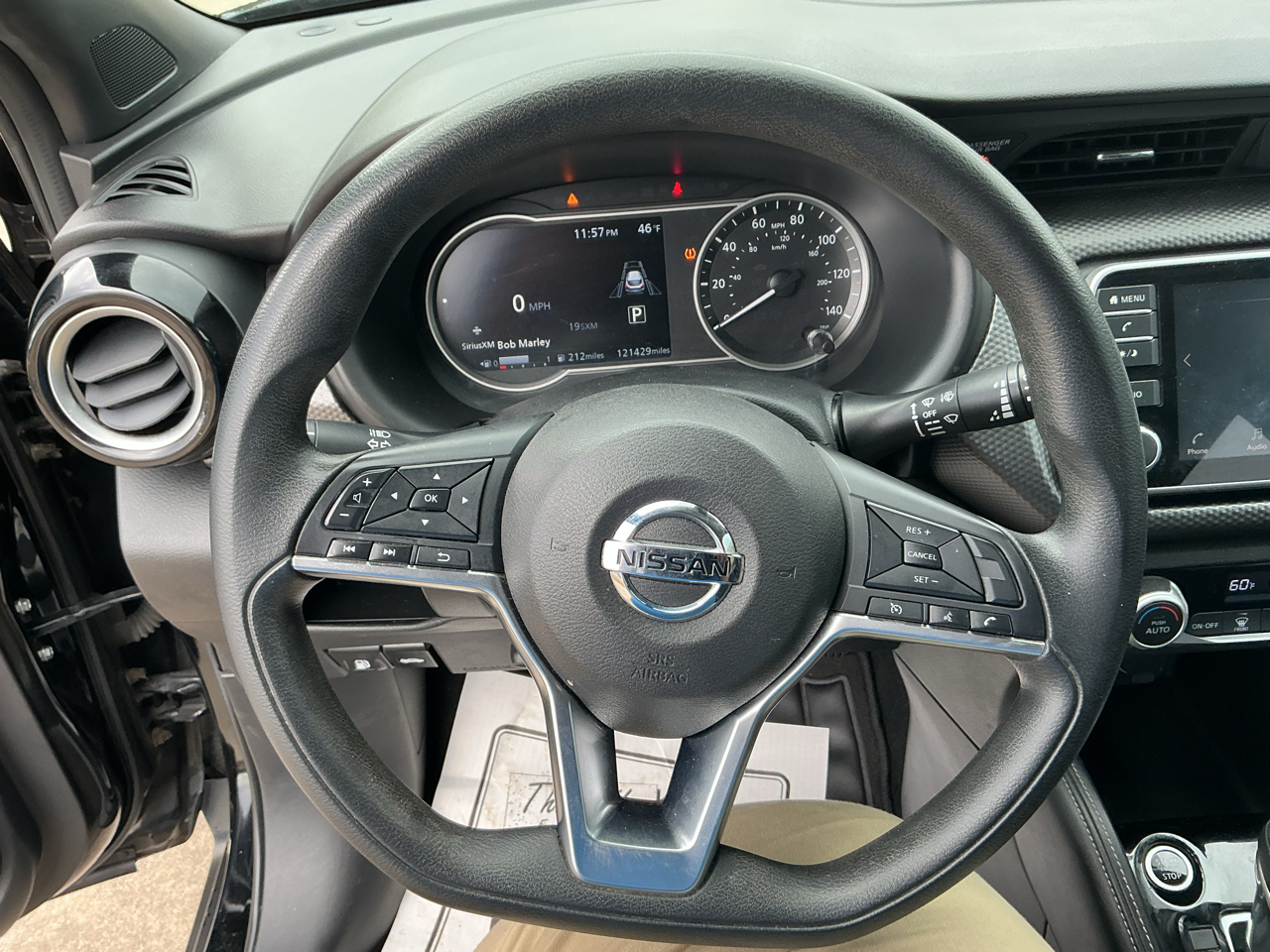 Nissan Kicks SV FWD 2020