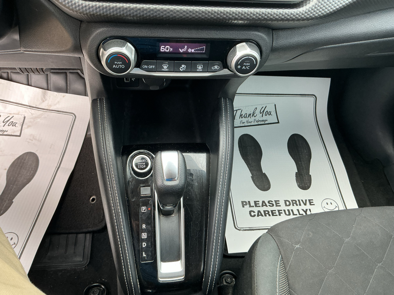 Nissan Kicks SV FWD 2020