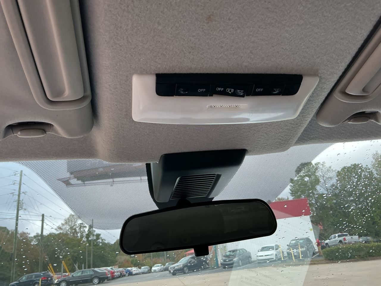 Nissan Kicks SV FWD 2020