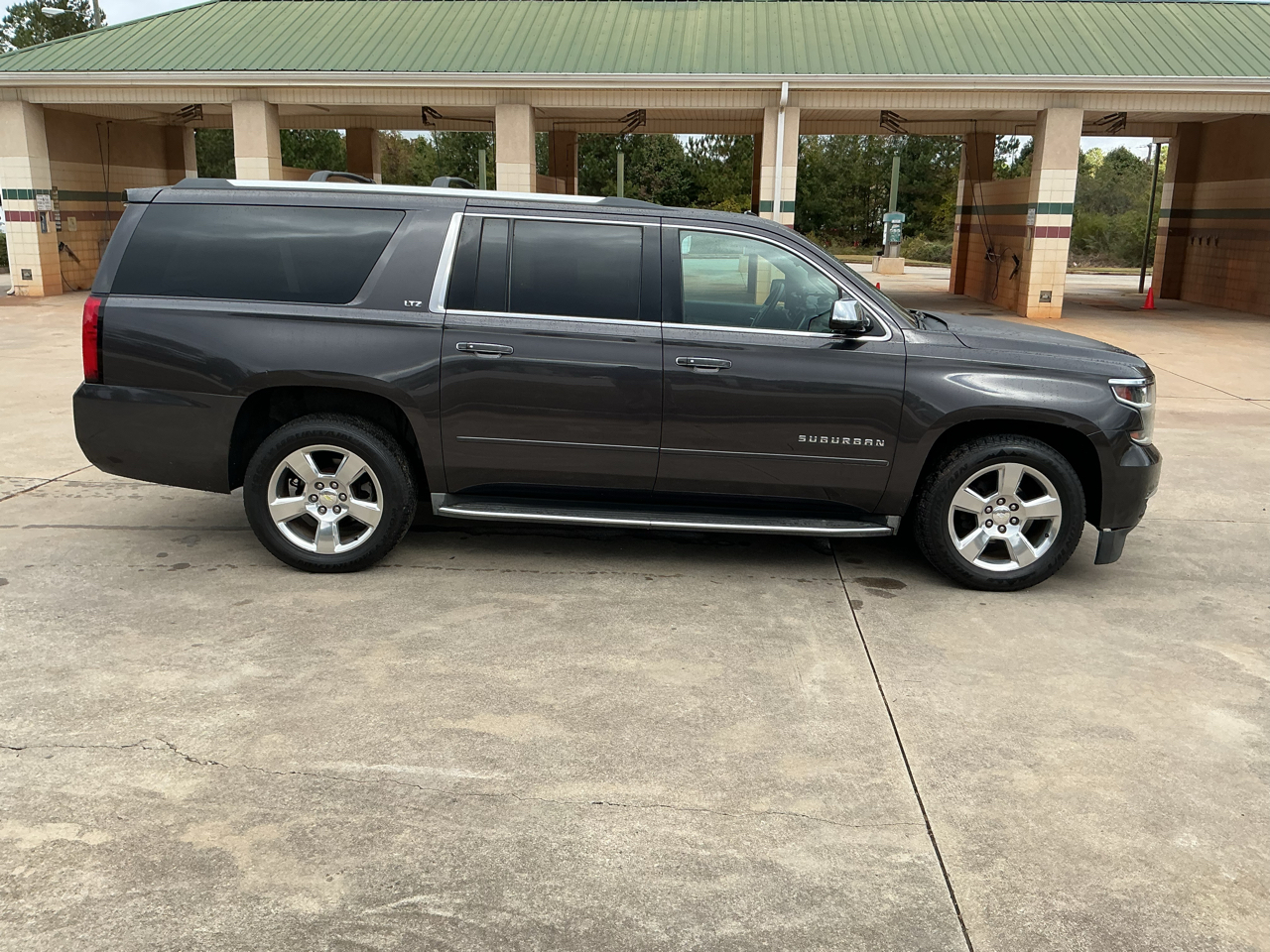 Chevrolet Suburban 2WD 4dr LTZ 2015