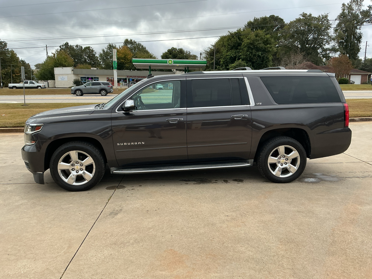 Chevrolet Suburban 2WD 4dr LTZ 2015